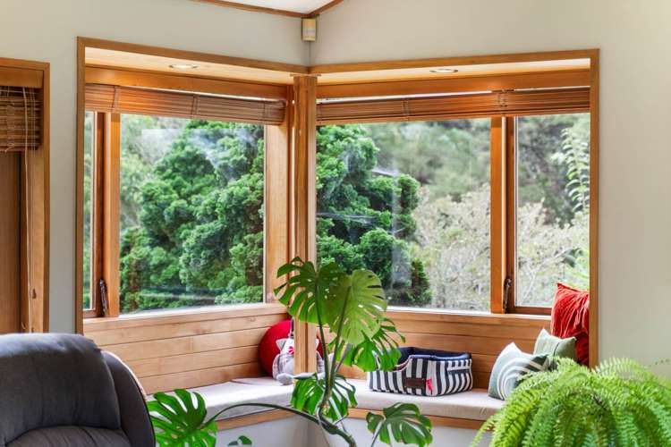 305 Hill Road The Gardens_11