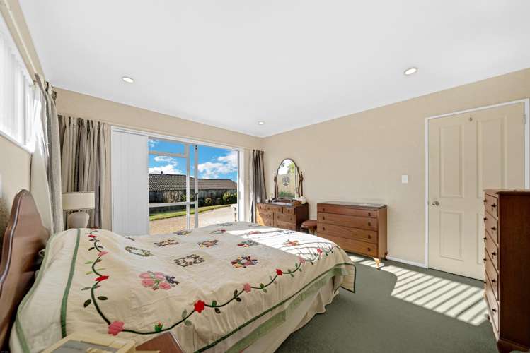 7 Amesbury Rise Henderson_8