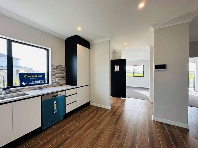 29 Woven Place Karaka_5