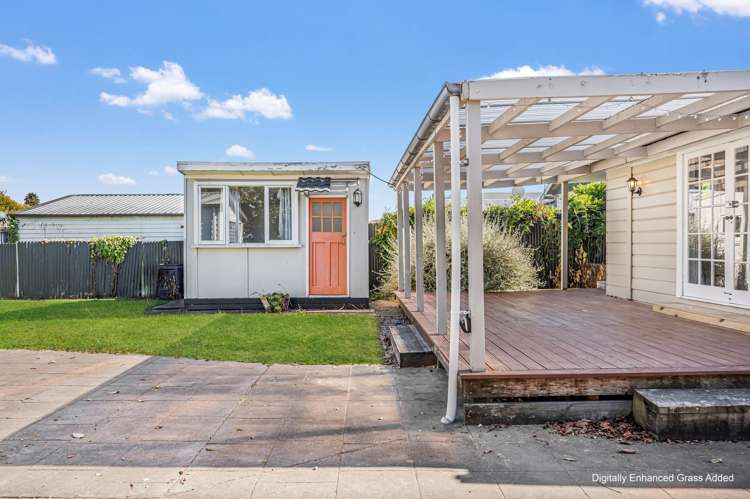 702 Avenue Road West Saint Leonards_21