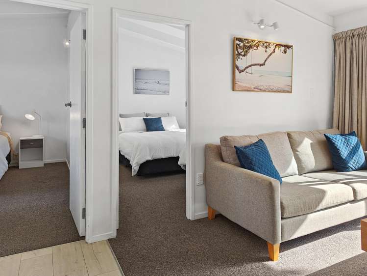 2/415 Port Road Whangamata_8