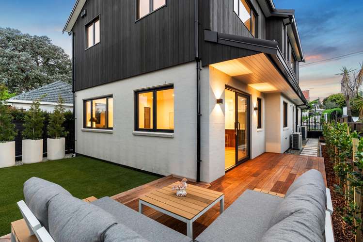 71A Tahapa Crescent Meadowbank_14