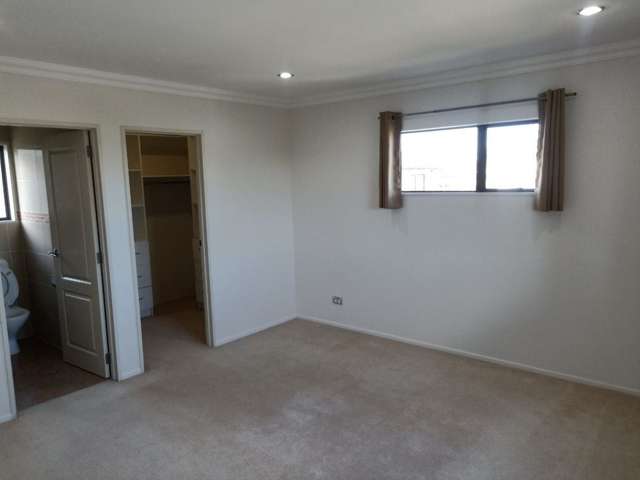 30 Kestev Drive Flat Bush_4