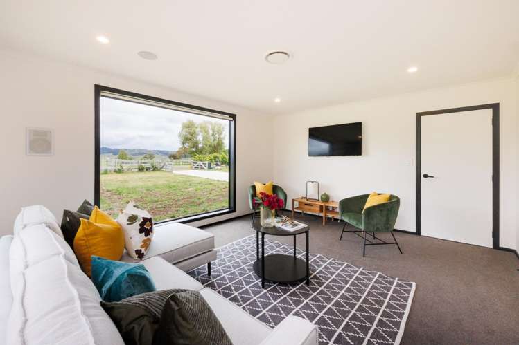 2 Ashgrove Lane Ashhurst_3