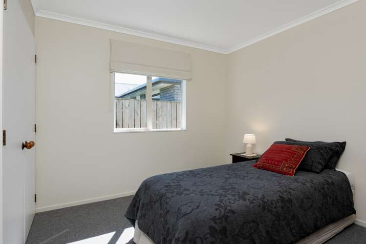 8 Temple Mews Renwick_11