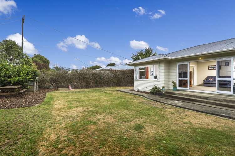 208 Whitby Road Wakefield_18