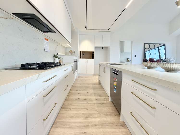 80 Parish Drive Milldale_10