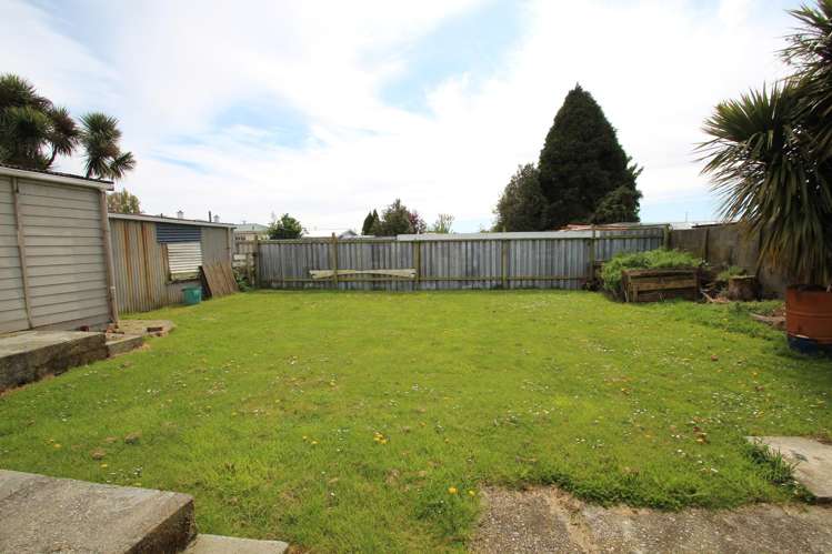 8 Carlyle Street Mataura_13