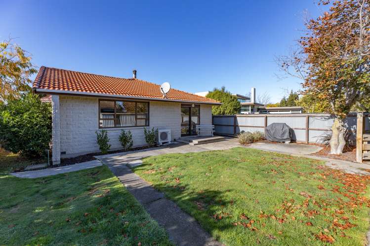 38 Millstream Drive Lincoln_17