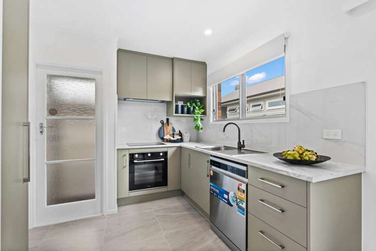3/5 Brighton Road Kensington_6