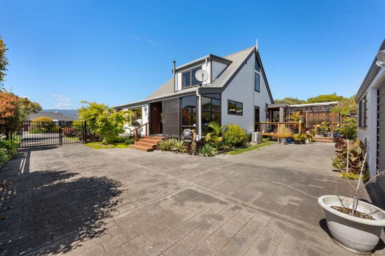 13 Knights Grove Otaki_17