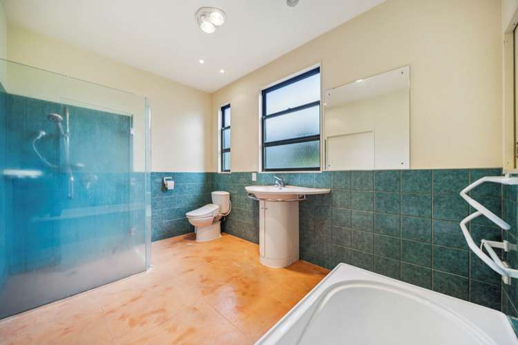 6-10 Holdens Road Henderson_18