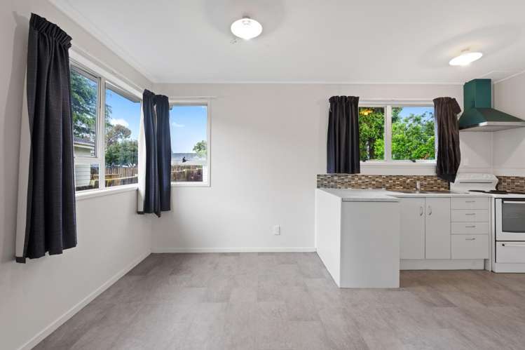 6 Smedley Street Manurewa_18