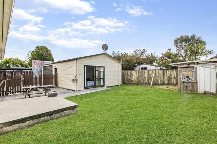 70 Mcannalley Street Manurewa_5