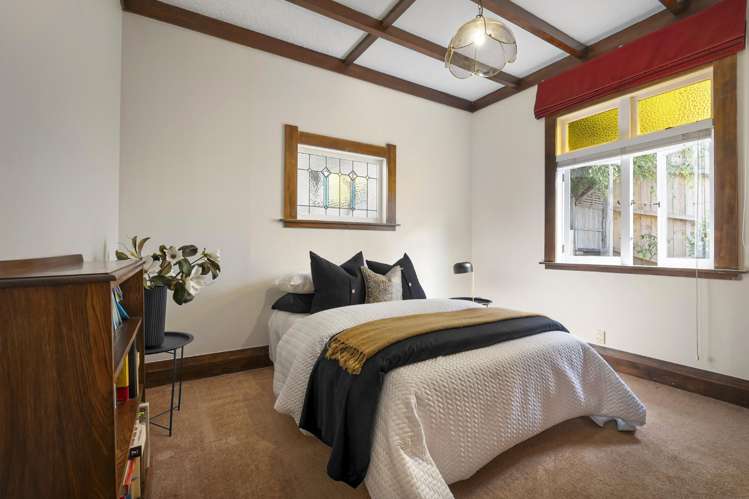 5 Budock Road Hillsborough_11