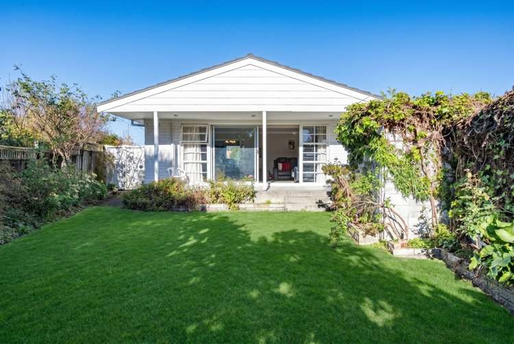 104 Poaka Avenue Dinsdale_11