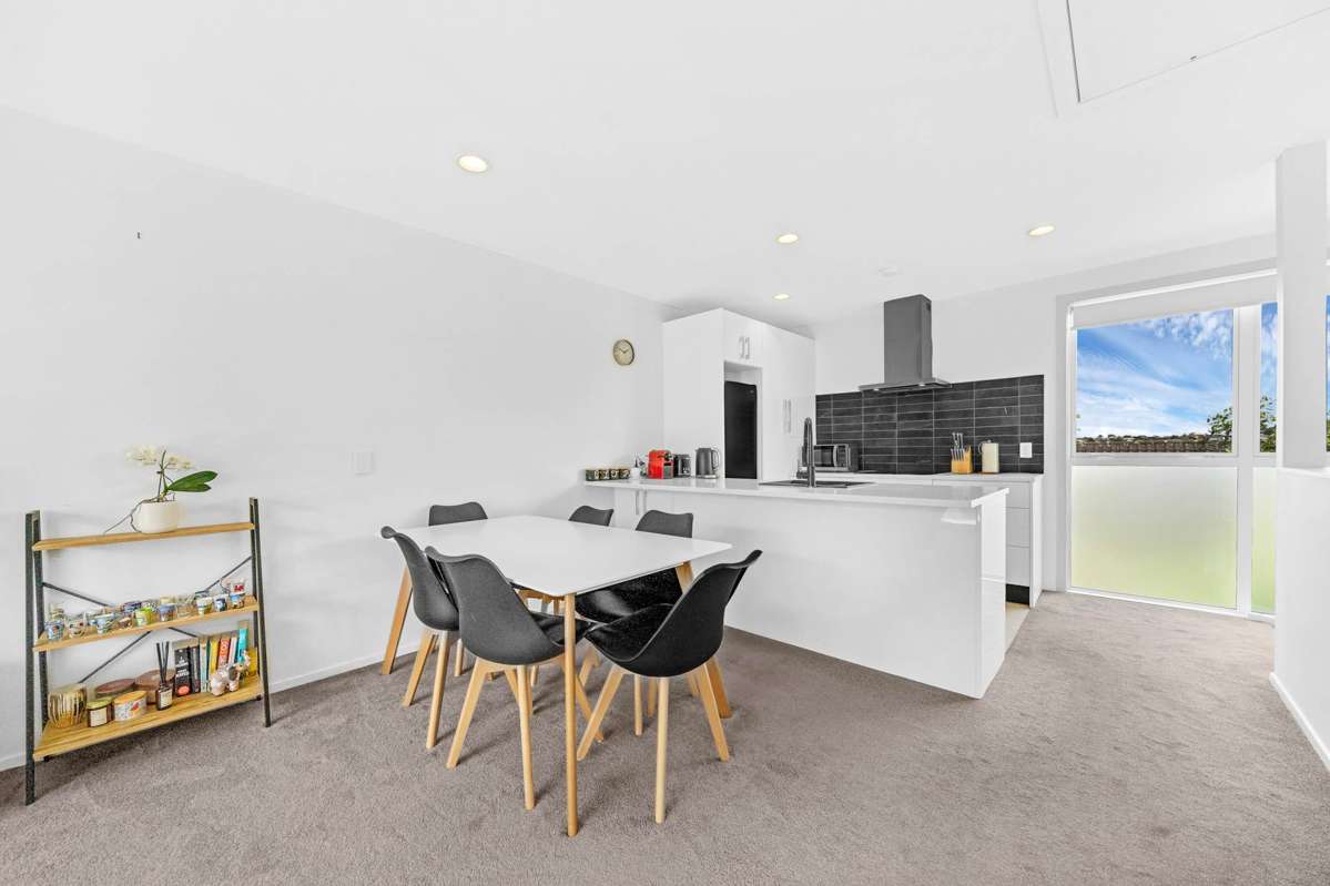 9/70A Barrack Road_4