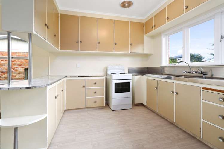 22 Graham Avenue Te Atatu Peninsula_7