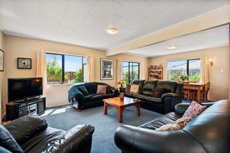 5 Sheraton Place Redwood_5