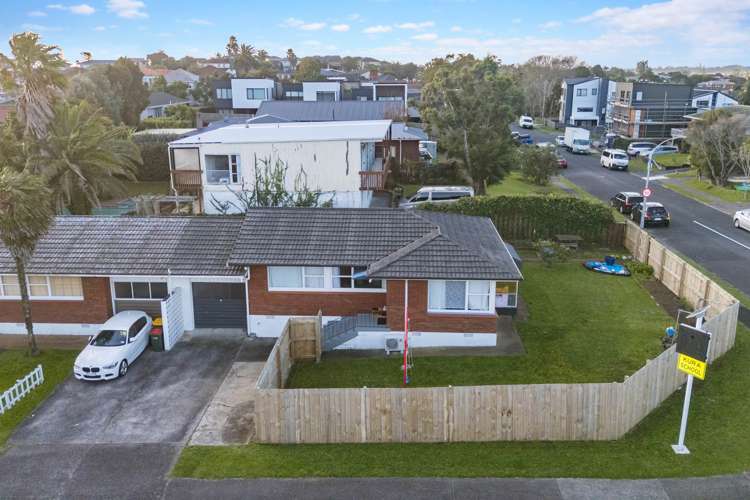 1/25 Glenside Avenue Pakuranga_16