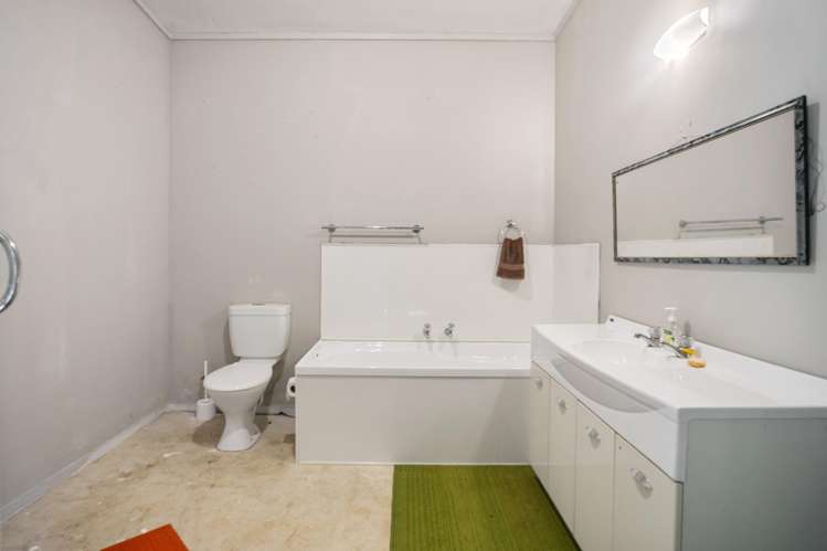 210A Goble Road Komata_9