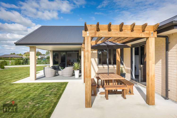 49 Mount Taylor Drive Feilding_2