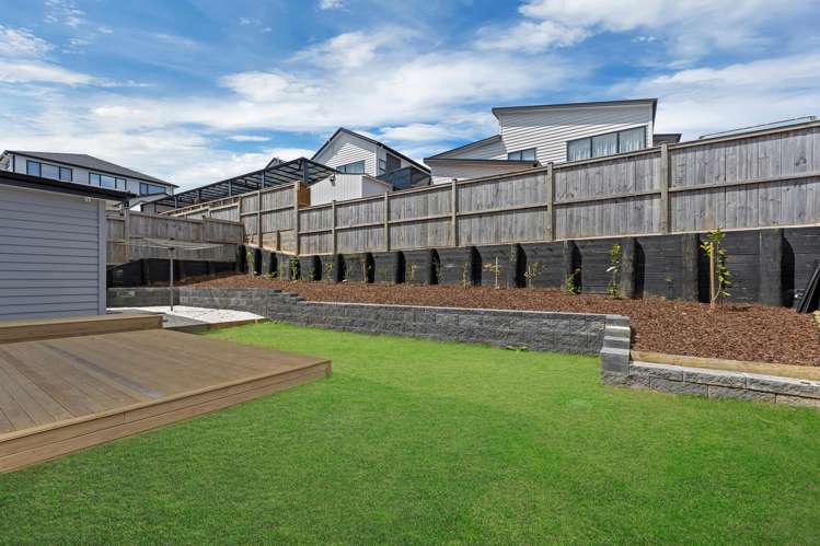 17 Meadowridge Drive Flat Bush_11