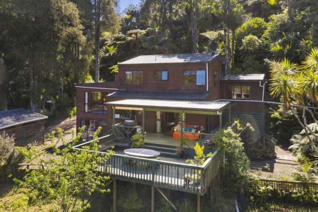 236 Forest Hill Road Waiatarua_1