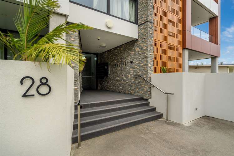 07/28g Killarney Street Takapuna_17