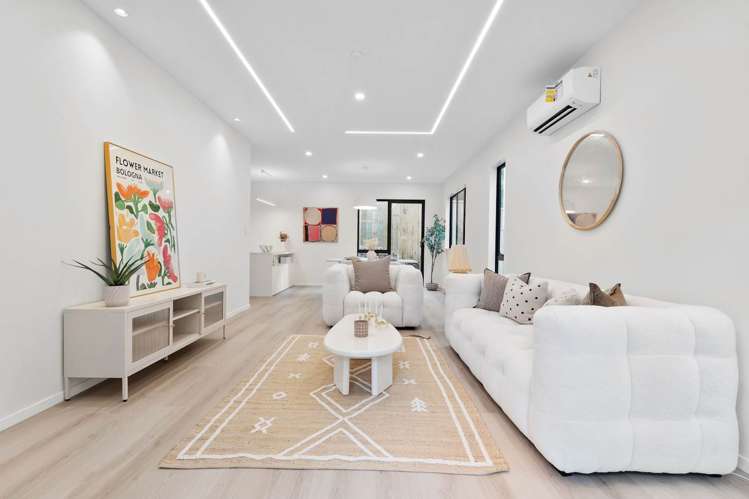 2/129 Arran Road Browns Bay_6