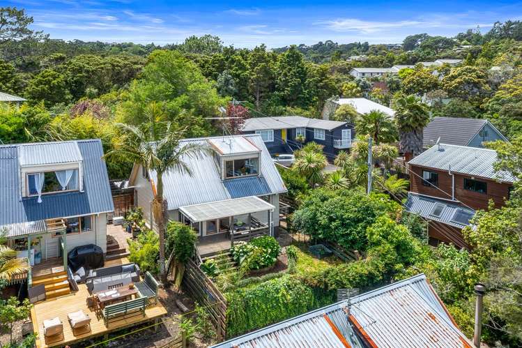 1/143 Balmain Road Birkenhead_15