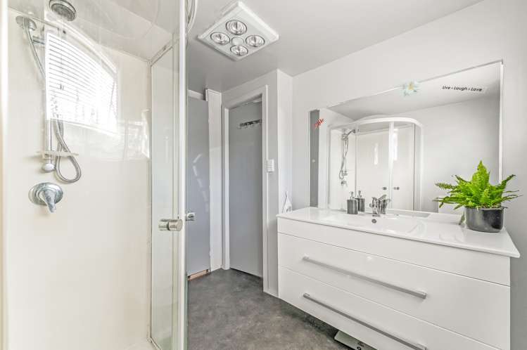 20 Ocean View Place Southbridge_11