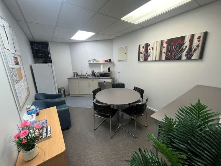 I/195 Main Highway Ellerslie_4