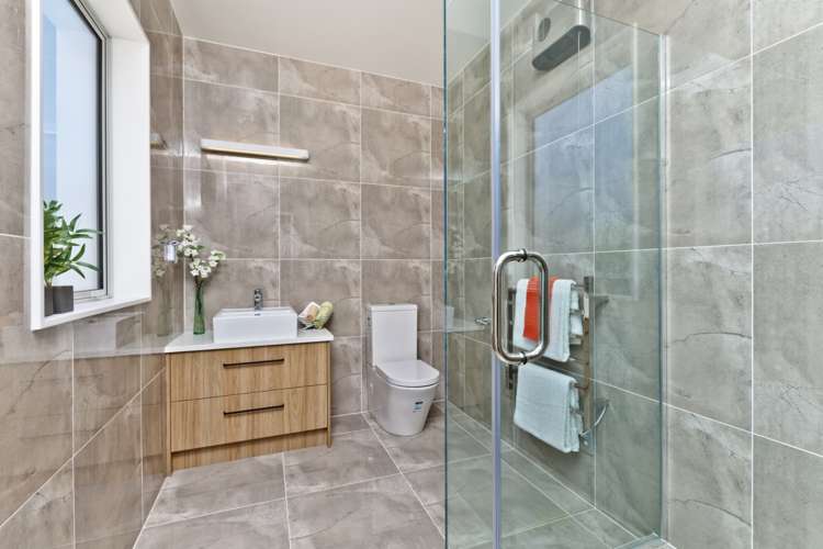 2 Ti Kouka Place Te Atatu Peninsula_25