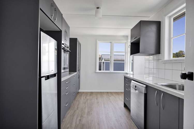 2 Waihi Road Hawera_6