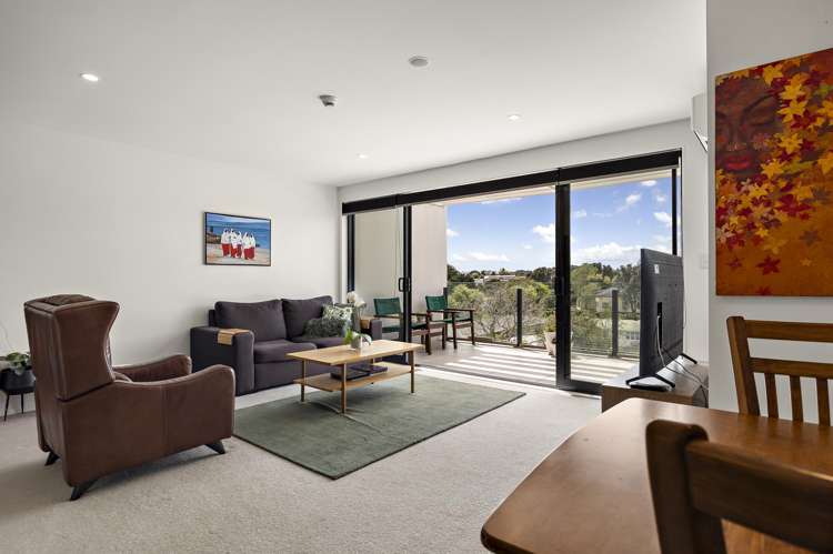 91/8 Thompson Park Rd Mount Wellington_11