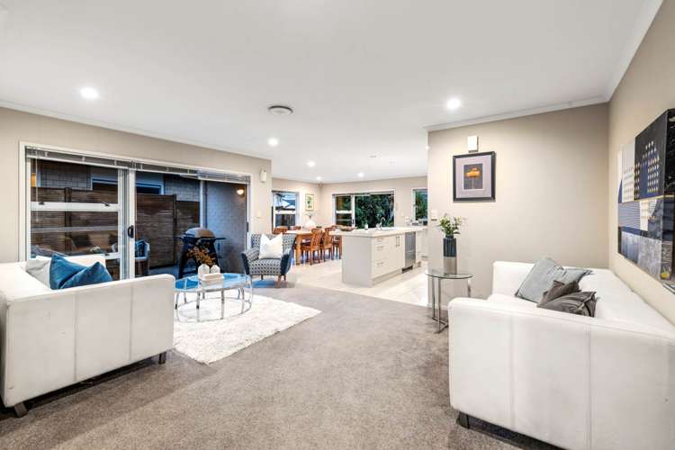 9 Kenley Heights Flat Bush_9