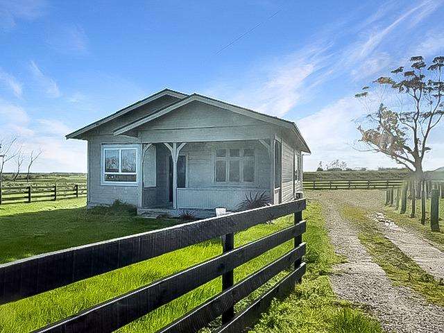 THREE BEDROOMS IN THE COUNTRY