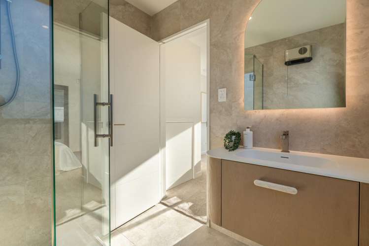 2E Hyde Road Rothesay Bay_21