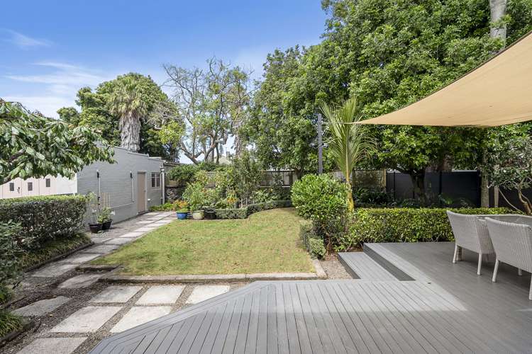 2 Hazelmere Road Sandringham_18