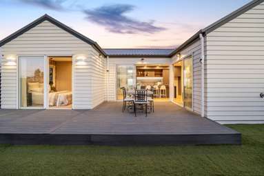 12 Archibald Drive_4