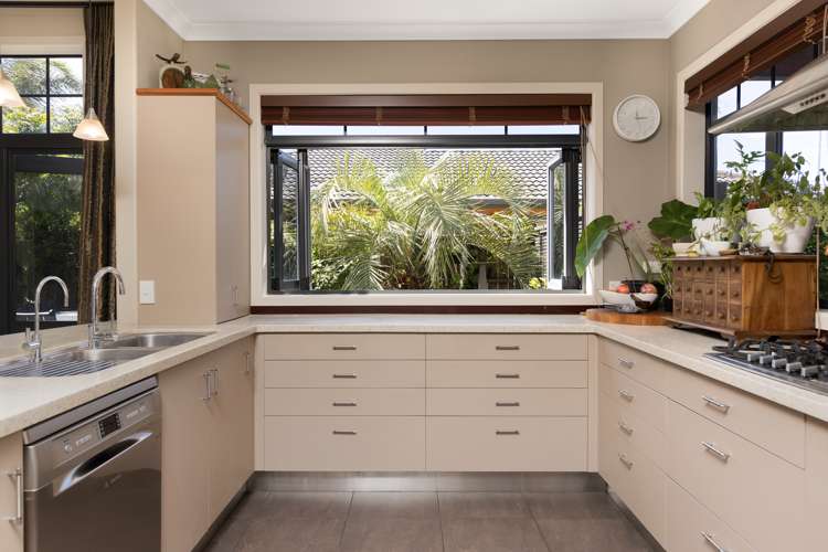26 Santa Cruz Drive Papamoa_3