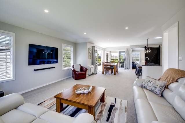 6 Pelorus Avenue Poraiti_4