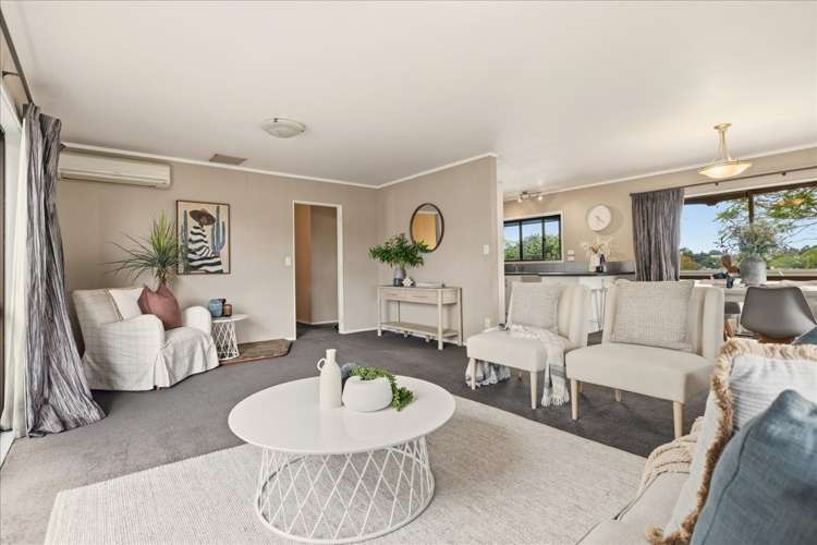 49 Heron Avenue East Matua_1