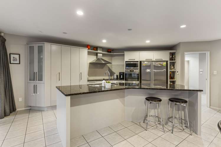 2 Vinograd Drive Te Atatu Peninsula_7