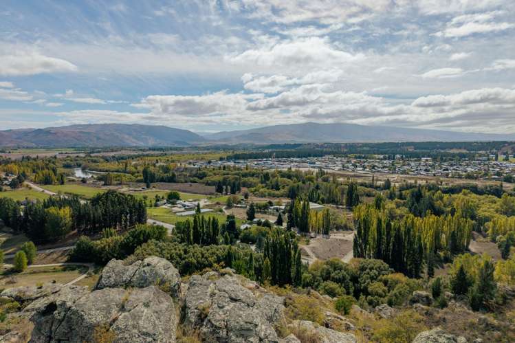 28 Lanes Road Bridge Hill_19