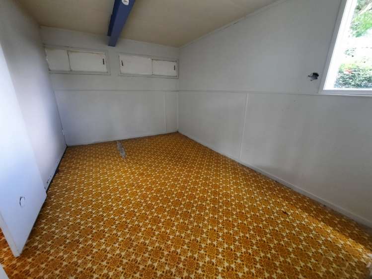 69 Captain Scott Road Glen Eden_15