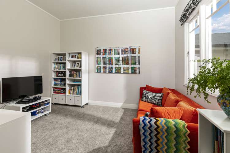 6 Croft Lane Riverhead_13