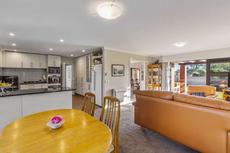 8 Jacks Bush Road Waikanae_5