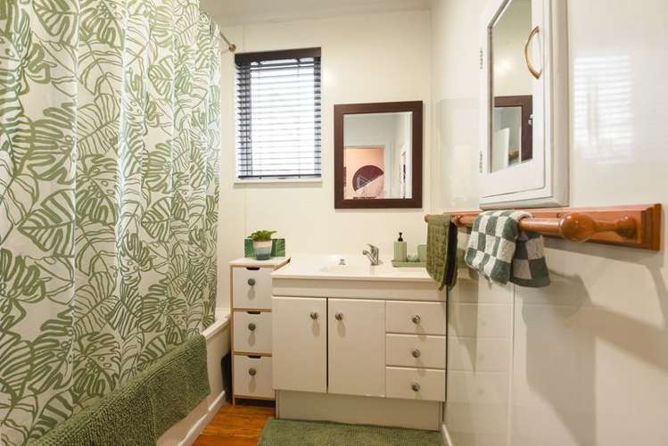 17 Glenfield Road Owhata_19